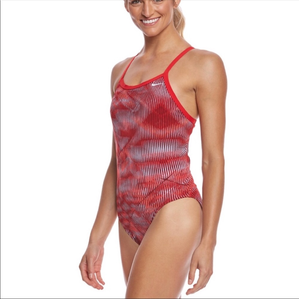 Nike Vibe Poly Performance Swimsuit